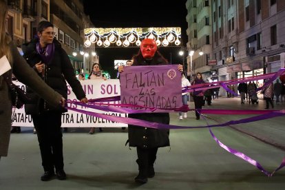 Manifestación del 25-N en León. - ICAL