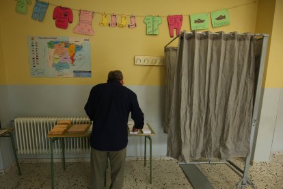 Votaciones a las Cortes Generales en los colegios electorales de Ponferrada