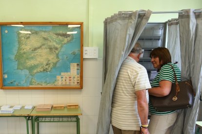 Votaciones a las Cortes Generales en los colegios electorales de Ponferrada