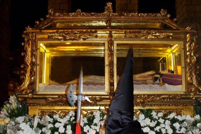 Imagen de la procesión del Santo Entierro en Segovia. -GOOGLE