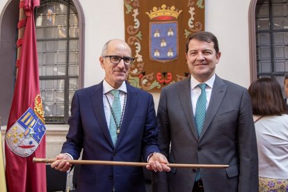 El presidente de la Junta de Castilla y León, Alfonso Fernández Mañueco, asiste al Pleno extraordinario de constitución de la corporación provincial de la Diputación de Salamanca del periodo 2023-2027. -ICAL