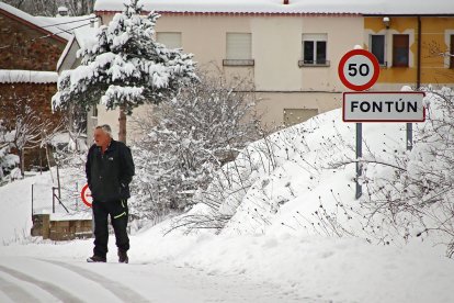 La nevadas cubres municipios de la montaña central leonesa.- ICAL