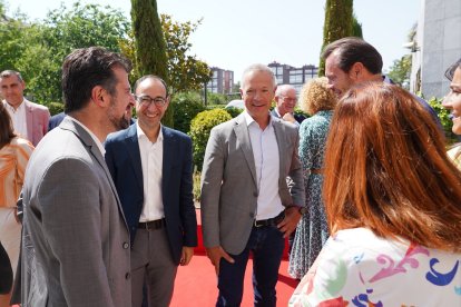El secretario general del PSOE en Castilla y León, Luis Tudanca, presenta los cabeza de lista socialistas al Congreso y Senado por las nueve provincias de la Comunidad. -ICAL