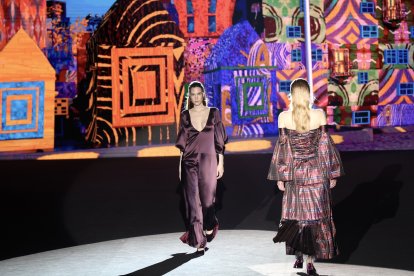 Defile de la diseñadora Salmantina, Fely Campo en la Mercedes Fashion Week.- ICAL