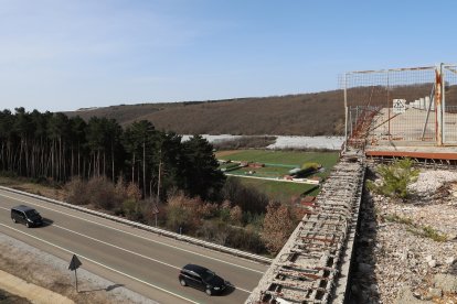 Viaducto de la variante de Guardo en Palencia.- ICAL