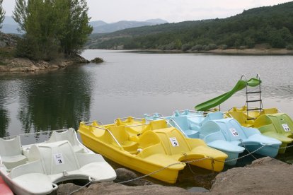 Embalse de Ruesga en la montaña Palentina.- ICAL
