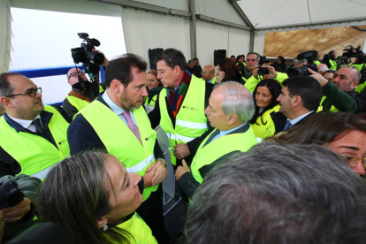 El ministro de Transportes y Movilidad Sostenible, Óscar Puente, supervisa el desarrollo de las obras del Viaducto O Castro en la autovía A-6. Estará acompañado de la consejera de Movilidad y Transformación Digital, María González Corral- César Sánchez/ ICAL
