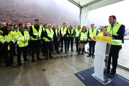 El ministro de Transportes y Movilidad Sostenible, Óscar Puente, supervisa el desarrollo de las obras del Viaducto O Castro en la autovía A-6. Estará acompañado de la consejera de Movilidad y Transformación Digital, María González Corral- César Sánchez/ ICAL