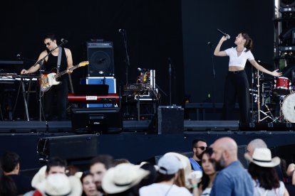 Festival Músicos en la Naturaleza con las actuaciones de C. Tangana, Leiva e Iván Ferreiro en Hoyos del Espino.- ICAL