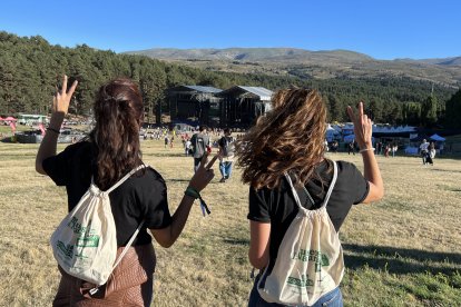 Festival Músicos en la Naturaleza con las actuaciones de C. Tangana, Leiva e Iván Ferreiro en Hoyos del Espino.- ICAL