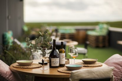 Cantina Menade, espacio de catas de la bodega que ofrece visitas guiadas. / LA POSADA