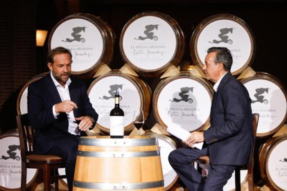 Inauguración del restaurante de Martín Bersategui en 'La bodega el hilo de Adriana'. J.M. Lostau