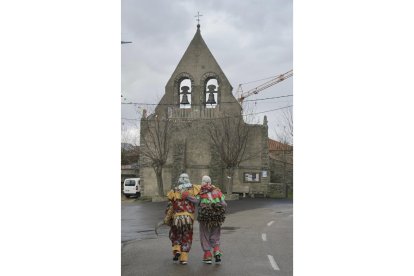 Martes de carnaval en Villanueva de Valrojo.- ICAL