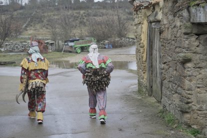 Martes de carnaval en Villanueva de Valrojo.- ICAL