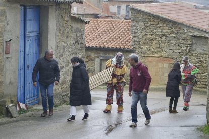 Martes de carnaval en Villanueva de Valrojo.- ICAL