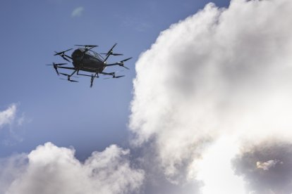 Presentación del nuevo 'megadron' de la Policía Nacional. -ICAL