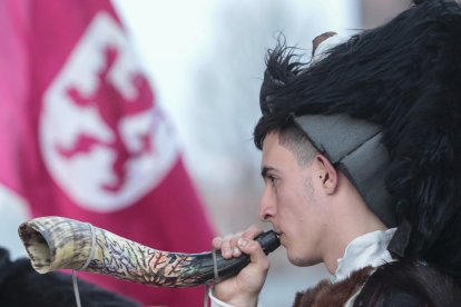 La capital leonesa acoge el tradicional desfile de antruejos de la provincia.- ICAL