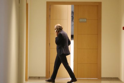 El exconsejero de Cultura Javier Ortega se reúne con el grupo parlamentario de Ciudadanos tras el anuncio del presidente de la Junta de convocar elecciones anticipadas. -ICAL