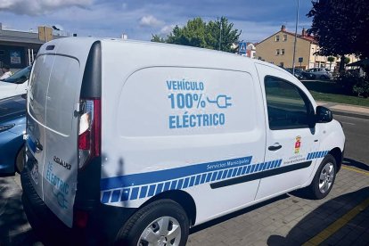 Renovación del parque móvil municipal con vehículos eléctricos