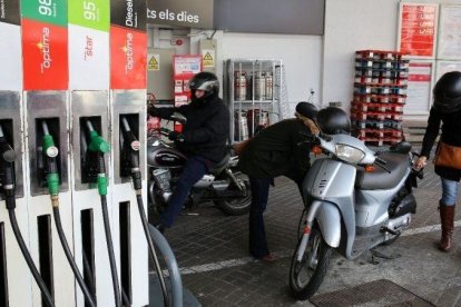 Gasolinera. -E. M.