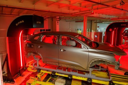 Fabricación del Renault Austral en Palencia.- ICAL
