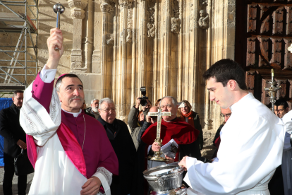 El nuncio apostólico del Papa en España, Monseñor Bernardito Cleopas Auza, presidirá la ordenación del sacerdote navarro Mikel Garciandia como obispo de Palencia. A la ceremonia acudirán otros 26 prelados, arzobispos y administradores diocesanos- Brágimo/Ical