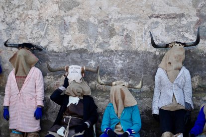Celebraciónn de la masacarada Las Toras en El Fresno (Ávila).- ICAL