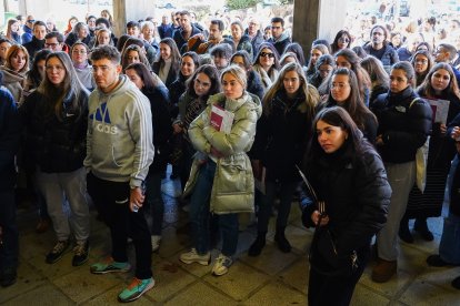 Celebración en la Facultad de Derecho de la Universidad de León de las pruebas selectivas 2023 para el acceso en el a?o 2024, a plazas de formación sanitaria especializada para las titulaciones universitarias de grado/licenciatura/diplomatura de Medicina, Farmacia, Enfermería y ámbito de la Psicología, la Química, la Biología y la Física. -ICAL.
