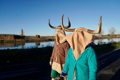 Celebraciónn de la masacarada Las Toras en El Fresno (Ávila).- ICAL