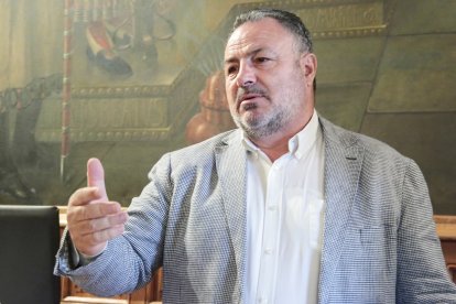 Imágenes del pleno extraordinario de final de mandato de la Diputación de León. ICAL