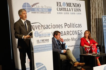 Fernando Grande-Marlaska durante el Club de Prensa. / J. M. LOSTAU
