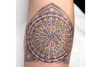 Tatuajes con temática leonesa realizados en 'All Street Barber & Tattoo Studio'.- ICAL