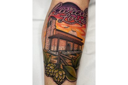 Tatuajes con temática leonesa realizados en 'All Street Barber & Tattoo Studio'.- ICAL