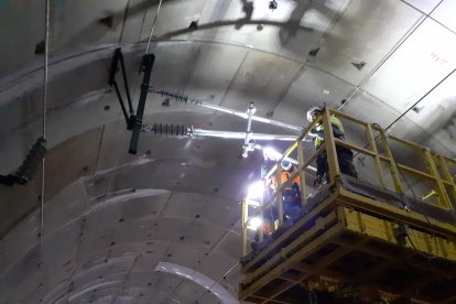 Obras en el túnel de la Variante de Pajares. E.M.