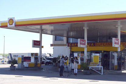 Abaten en una gasolinera de Burgos a un policía huido e investigado por Asuntos Internos. ICAL