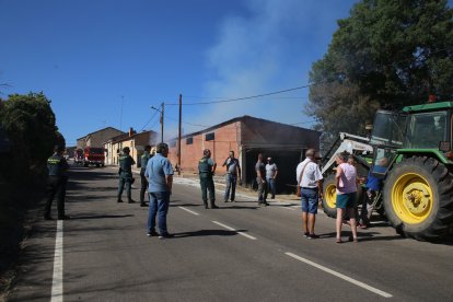 Incendio en Losacio de Alba (Zamora).- ICAL