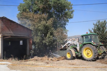 Incendio en Losacio de Alba (Zamora).- ICAL