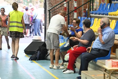 Vecinos de la zona evacuados a Salas de los Infantes (Burgos).- ICAL