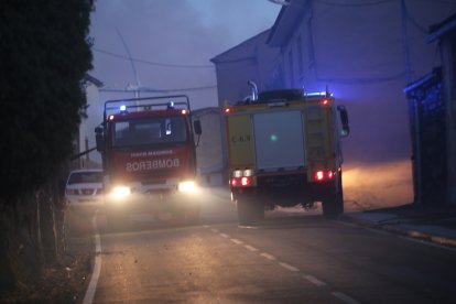 Vecinos de Marquiz de Alba durante el ingreso de Losacio de Alba.- ICAL