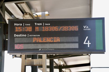 Tren de Proximidad entre Medina del Campo, Valladolid y Palencia. PHOTOGENIC