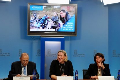 La consejera de Familia e Igualdad de Oportunidades, Isabel Blanco, presenta el spot de Aspace Castilla y León para visibilizar el día a día de las personas con parálisis cerebral y otras discapacidades con grandes necesidades de apoyo. -ICAL
