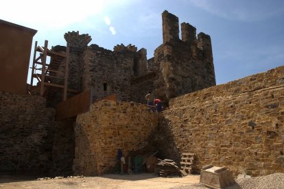 Obras de restauración del Castillo de los Templarios durante la primera década del siglo XXI. -ICAL.