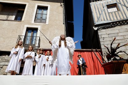 Representación del acto sacramental de La Loa, declarado Bien de Interés Cultural de carácter inmaterial, con motivo de las fiestas patronales en honor a Nuestra Señora de la Asunción de La Alberca.- ICAL