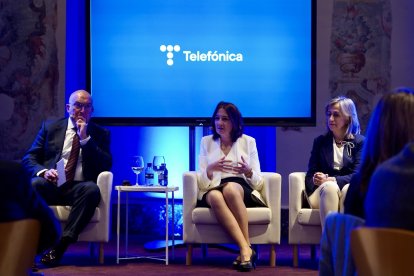 El consejero  de la Presidencia de la Junta de Castilla y León, Jesús Julio Carnero, en los 'Desayunos en Digital: Los retos ante el nuevo ciudadano digital'.- ICAL