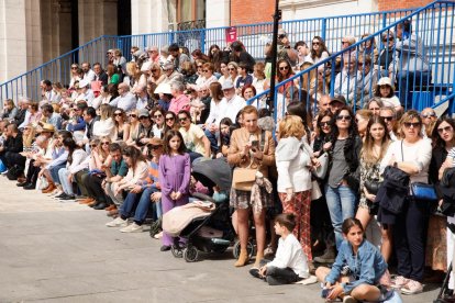 Procesión del Encuentro de 'Jesús Resucitado' con la 'Virgen de la Alegría'. -J.M. LOSTAU