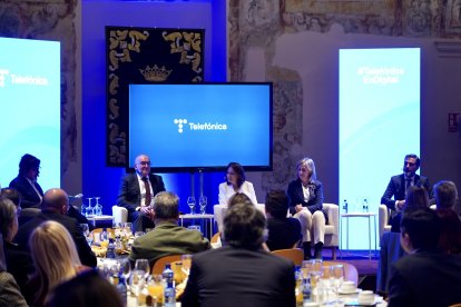 El consejero  de la Presidencia de la Junta de Castilla y León, Jesús Julio Carnero, en los 'Desayunos en Digital: Los retos ante el nuevo ciudadano digital'.- ICAL