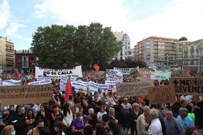 Concentración en defensa de la Sierra de la culebra en junio de 2022. ICAL