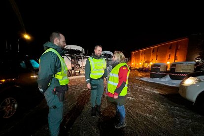 La Junta organiza en Soria un convoy para llevar a las personas atrapadas en la N-122 avituallamiento y mantas