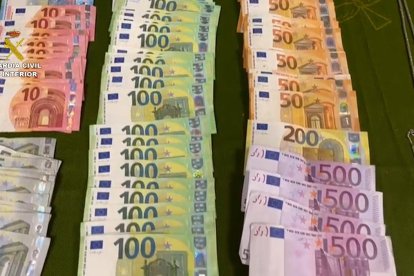 Dinero robado en los asaltos a las viviendas.- GUARDIA CIVIL