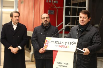 Mañueco visita la planta Red de Calor de Ponferrada.- ICAL